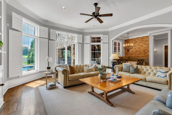 iPhone Real Estate Photography: How to Shoot Listings With Your Phone